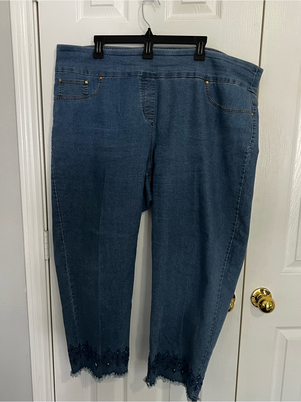 Ruby Rd. Dark Blue Embroidered Cropped Jeans